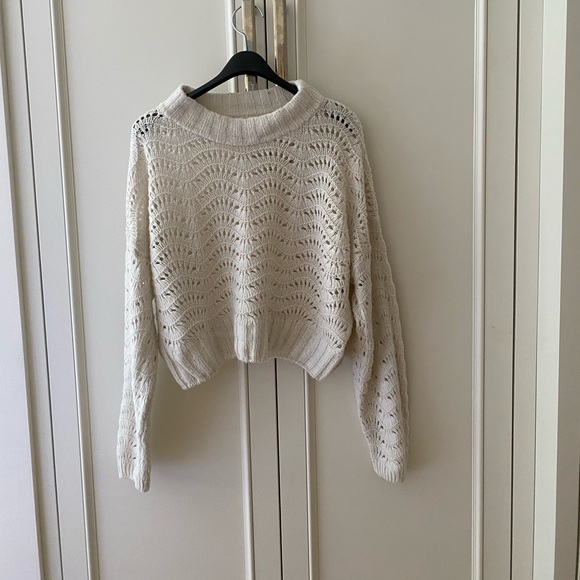 WHITE URBAN OUTFITTERS KNIT SWEATER - Picture 3 of 8
